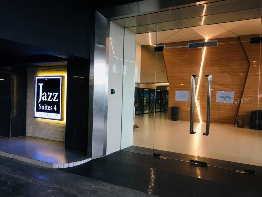 Rohani Jazz Suites 4 @ Vivacity Megamall Kuching Exterior foto
